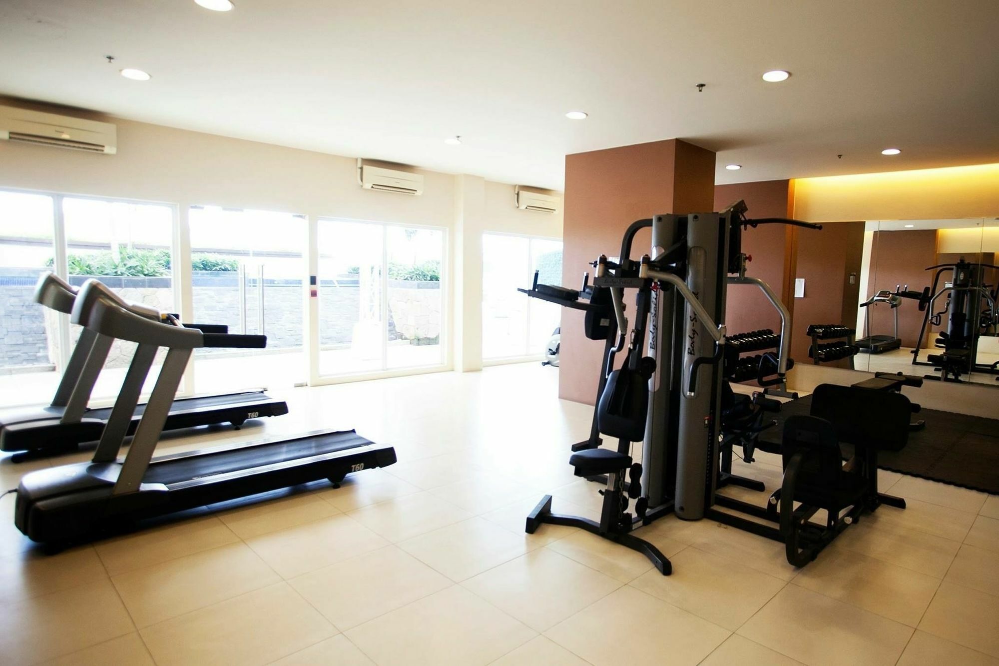 The Cirque Serviced Residences Ciudad Quezon Exterior foto